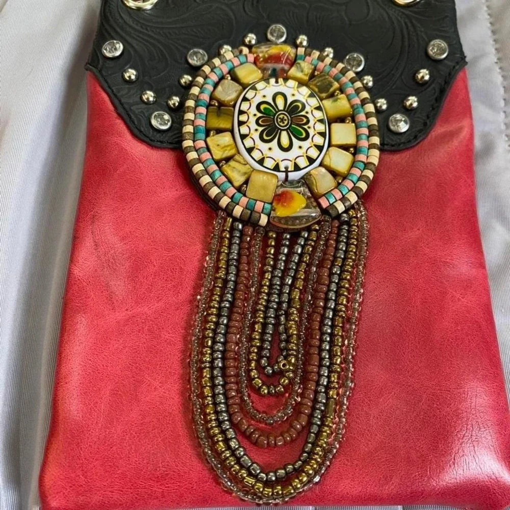Red and black crossbody bag with‎ chain strap and bead detail 7